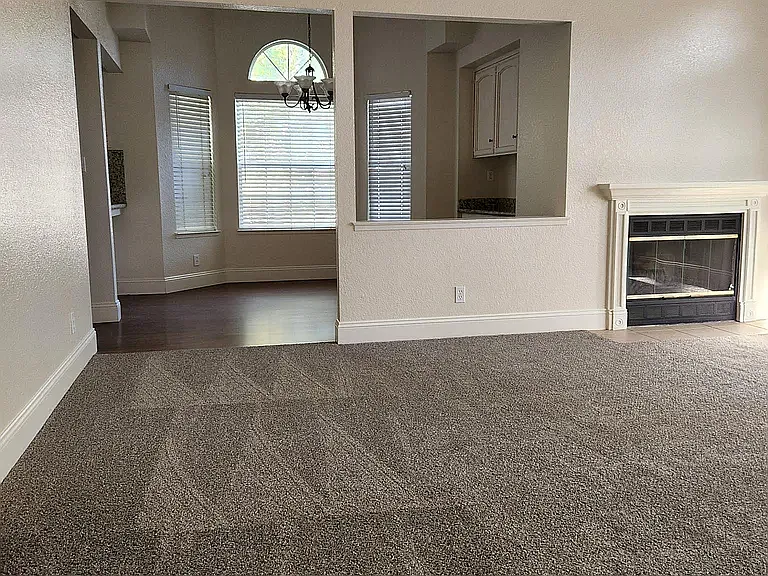 8153 N Cedar Ave #219 — Photo 3