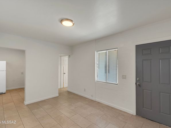 tucson-arizona-344669879 picture