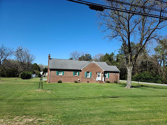 2nd image of 1400 W End Dr