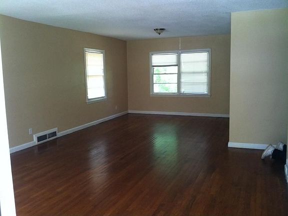 Dinning & Living area