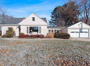 121 Greene Ave, Green Bay, WI 54301