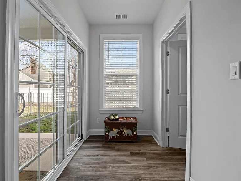 4260 Longleaf Pl — Photo 18
