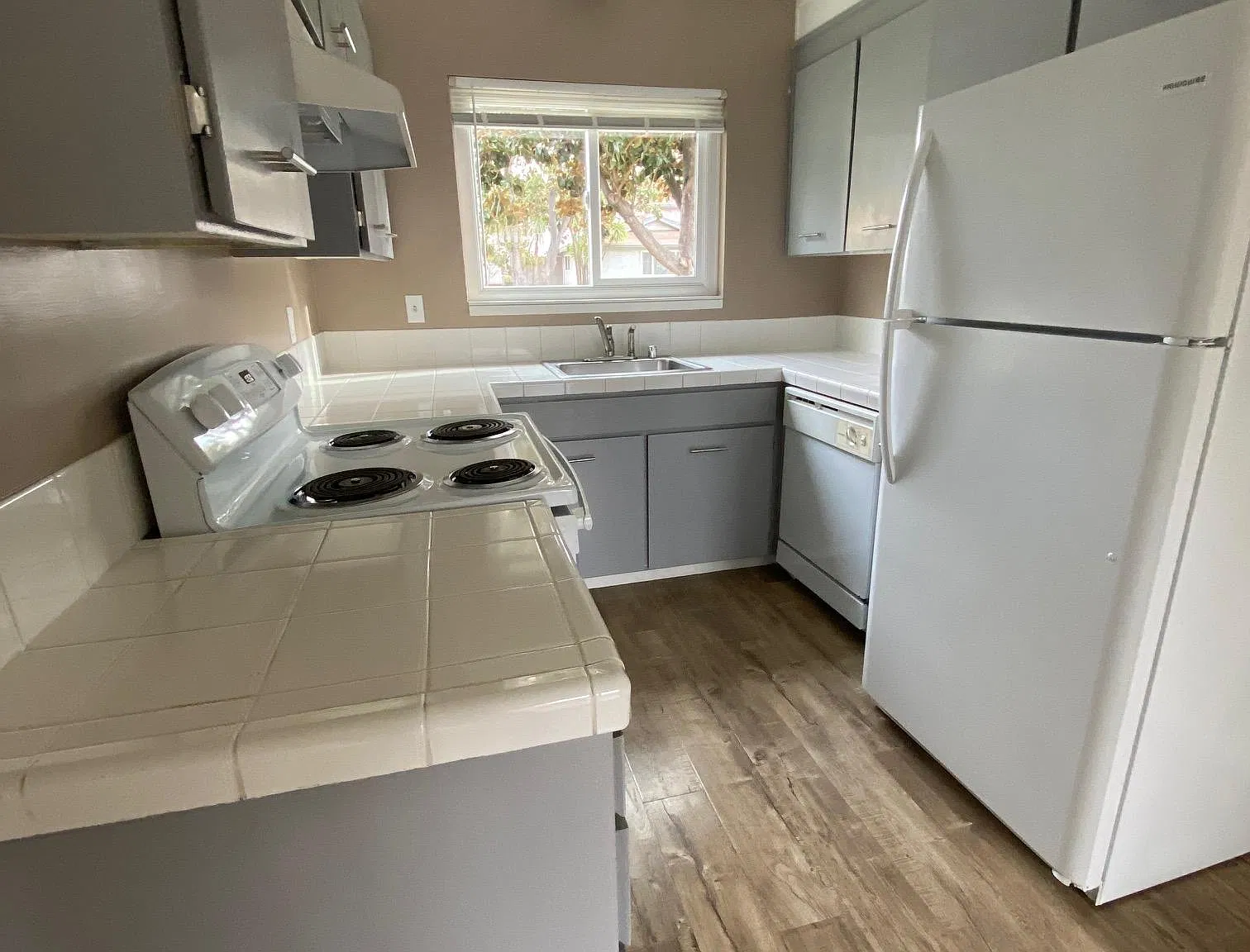659 Kirkland Dr — Photo 3