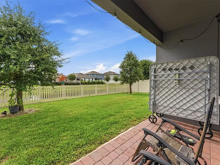 1840 Napoli Dr — Photo 52