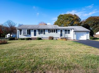 30 Falmouth Dr, North Grafton, MA 01536