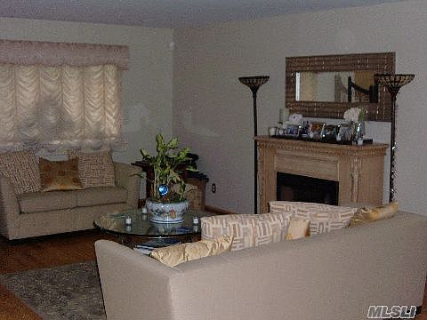 4th image of 15927 78th St