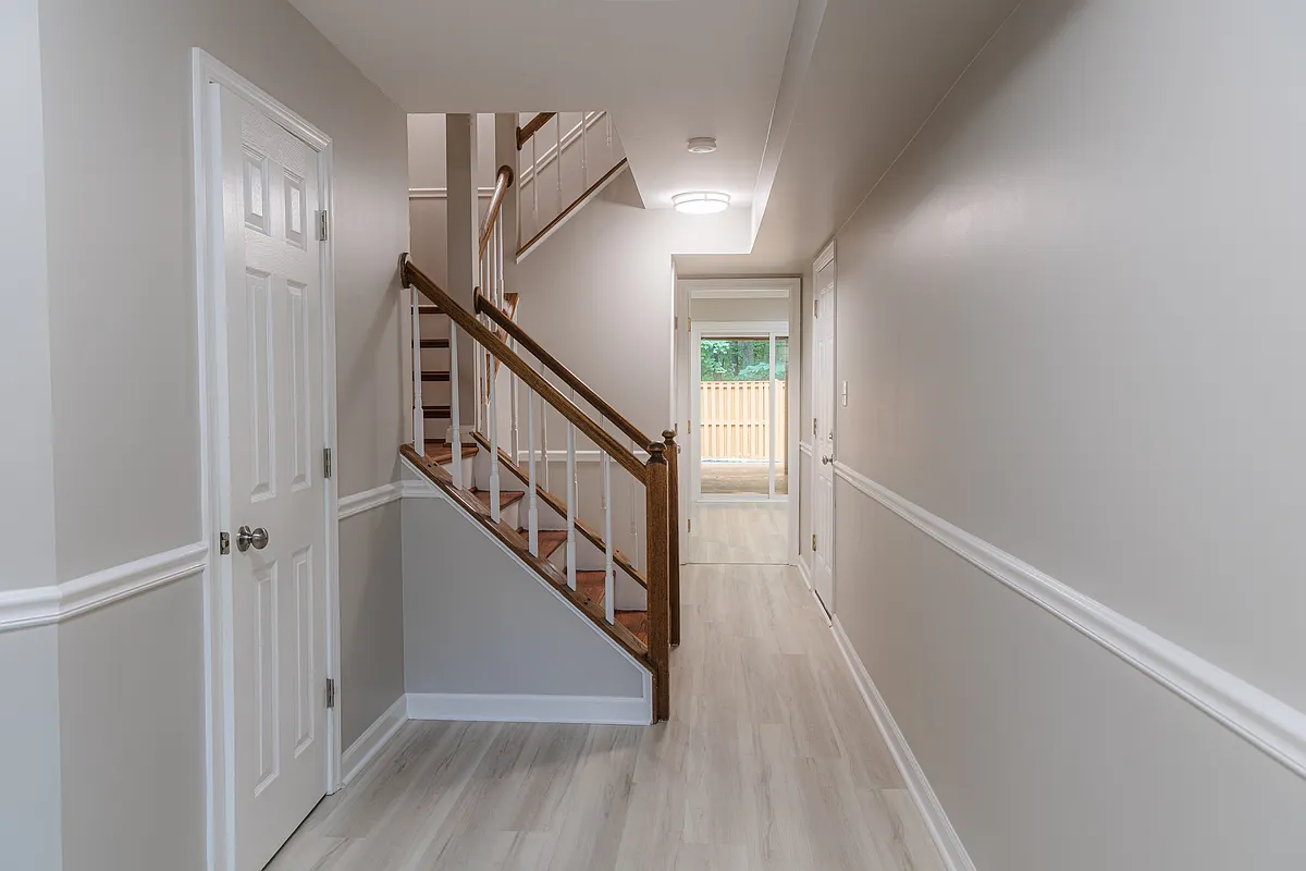 Building Photo - 9358 McCarthy Woods Ct