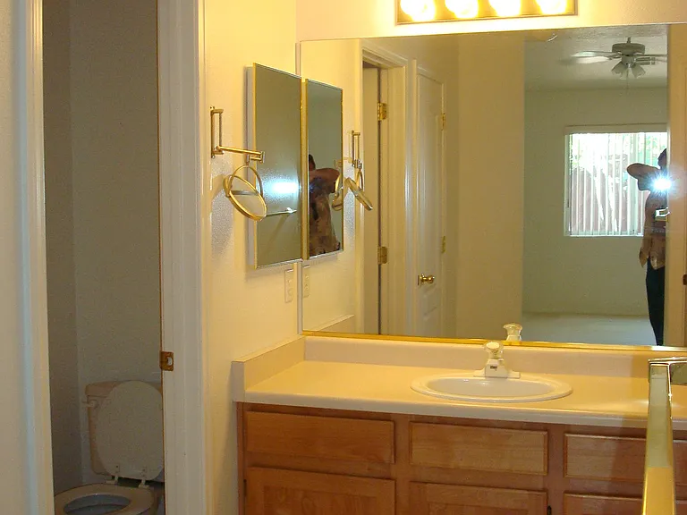325 Muscat Dr — Photo 11