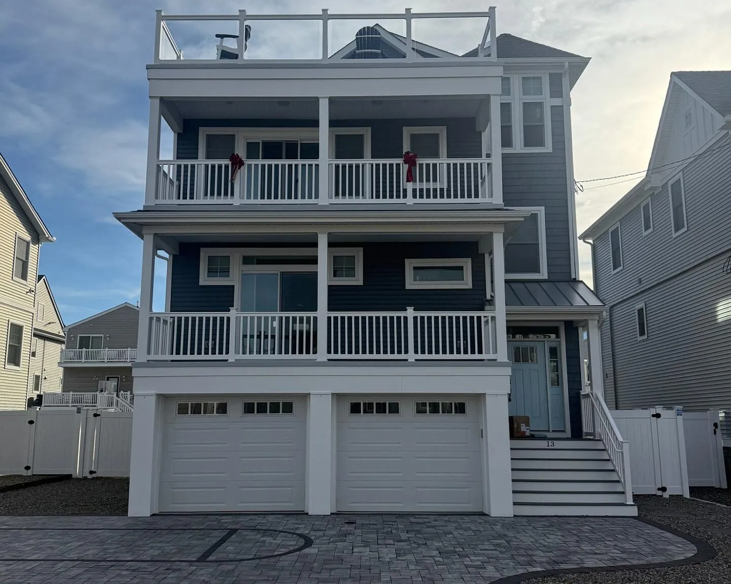 4 bed, 3300 sqft, $13,000 — Photo 1