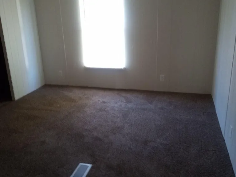 134 Grace Park — Photo 5