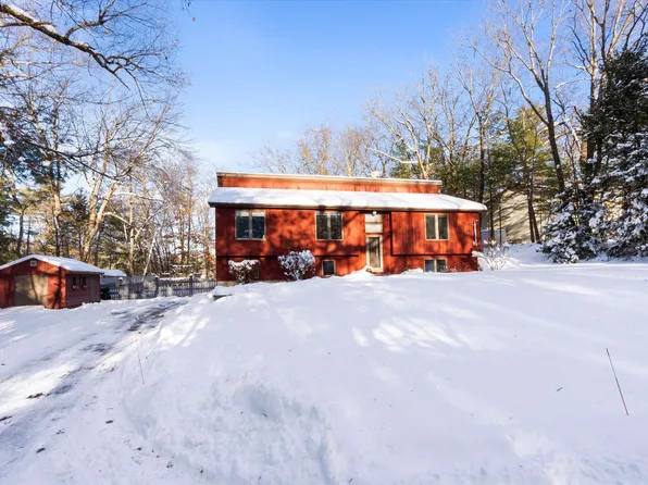 2 Hilindale Drive, Hudson, NH 03051