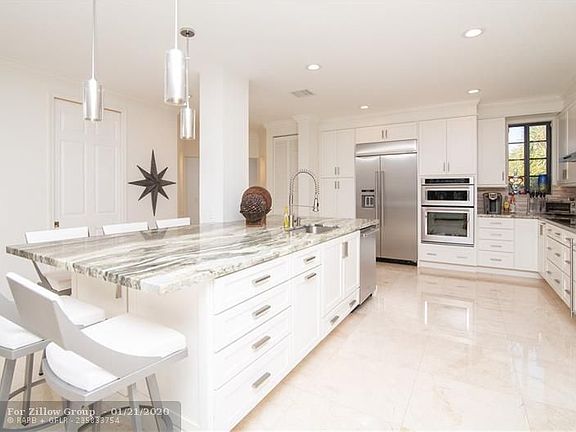 5th image of 2610 Center Court Dr #3-27
