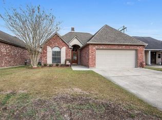 2303 Hunters Trail Dr, Baton Rouge, LA 70816