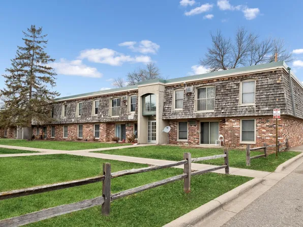 900 9th Ave S APT 6, Hopkins, MN 55343