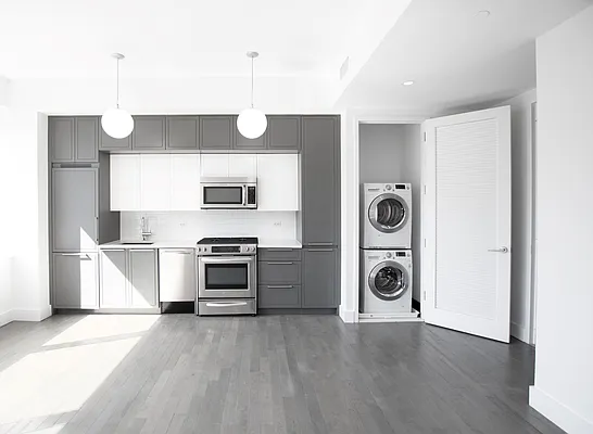 Rented by RELO REDAC INC. | media 12