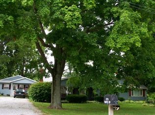 5719 W Travis Rd, Greenwood, IN 46143