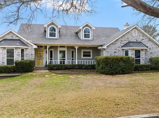 3747 Willow Cir, Weatherford, TX 76087