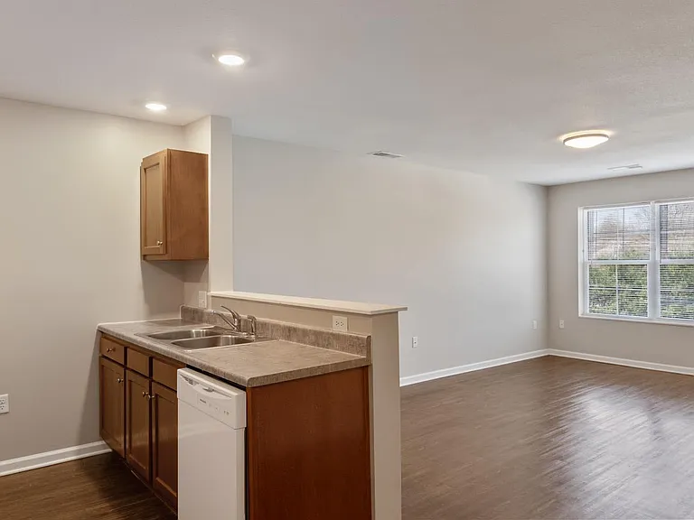 Kirkman Terrace — Photo 12