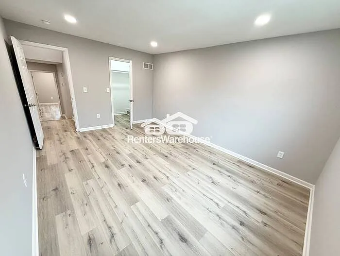 6907 Floyd St — Photo 12