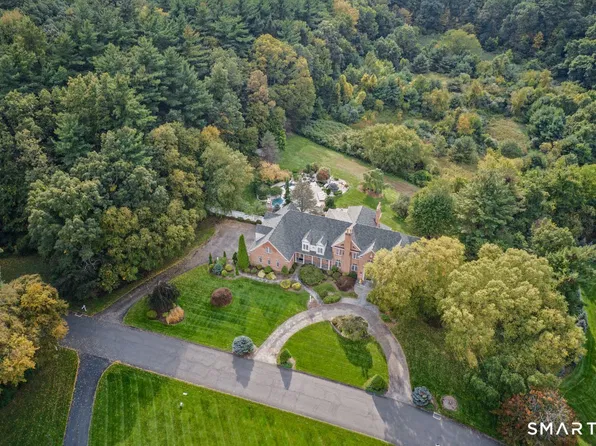 39 Hazen Drive, Avon, CT 06001