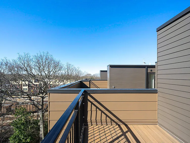 1322 Lafrance St NE #A — Photo 12