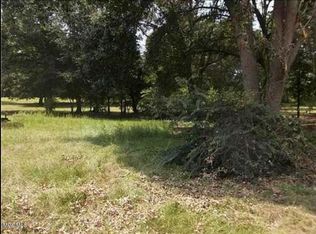 16109 Wolf Ridge Rd, Moss Point, MS 39562