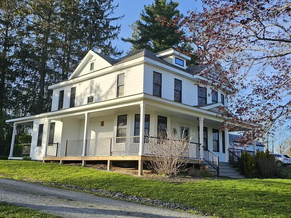 757 Oregon Tpke, Milanville, PA 18431