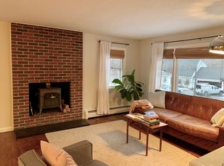 14 Oakland Ave, Yarmouth, ME 04096