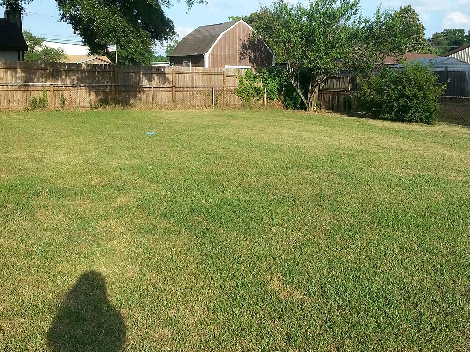 2nd image of 103 Kingswood Dr