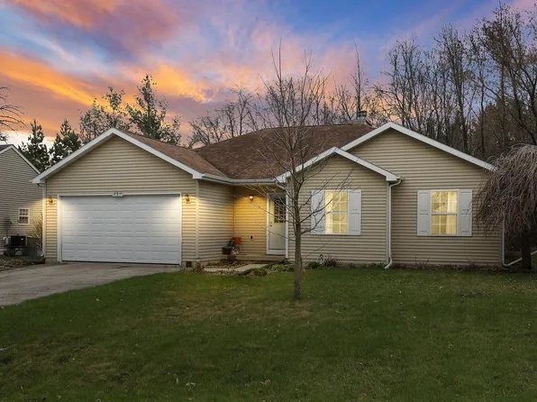 956 Williams STREET, Walworth, WI 53184