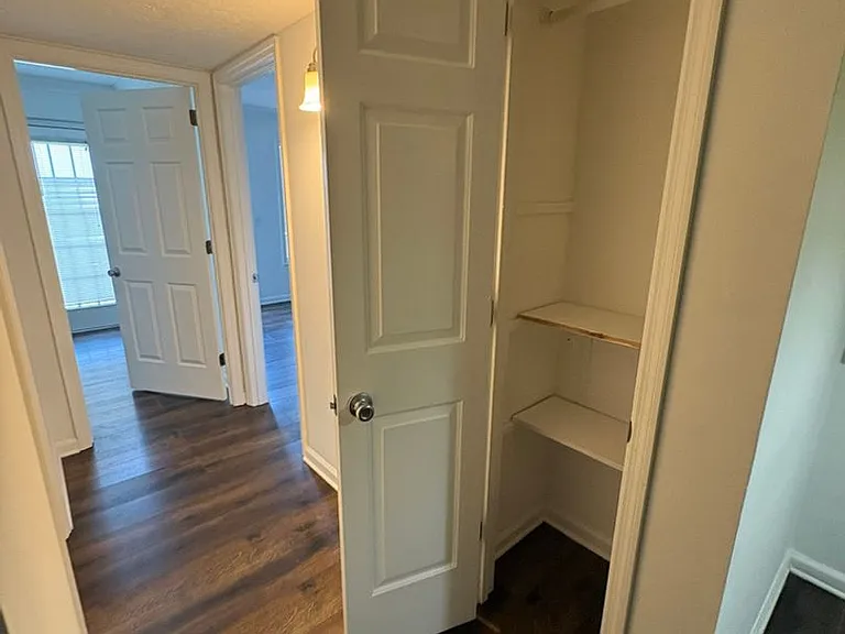 2325 Elliston Pl — Photo 7