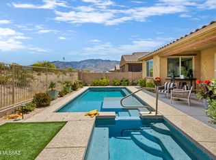 967 E Silver Ray Dr, Oro Valley, AZ 85737