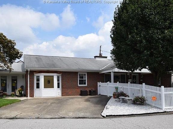 2nd image of 2118 Highland Ct
