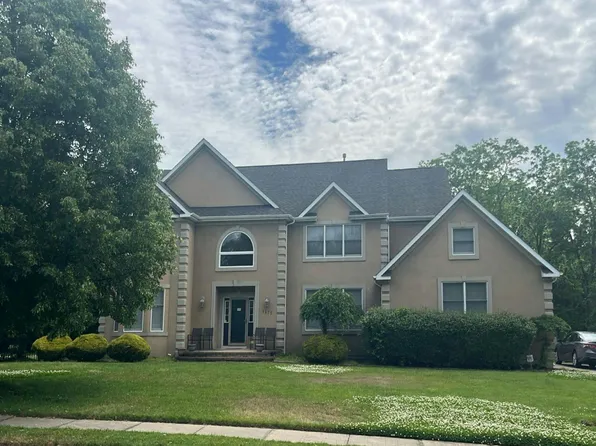 1875 Hidden Brook Ct, Toms River, NJ 08753