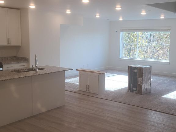 5th image of 1164 N 1880 W