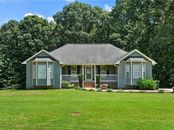 2400 Sowers Rd, Linwood, NC 27299