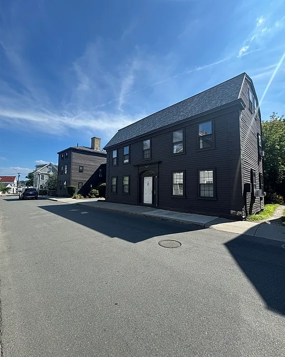 21 State St #2