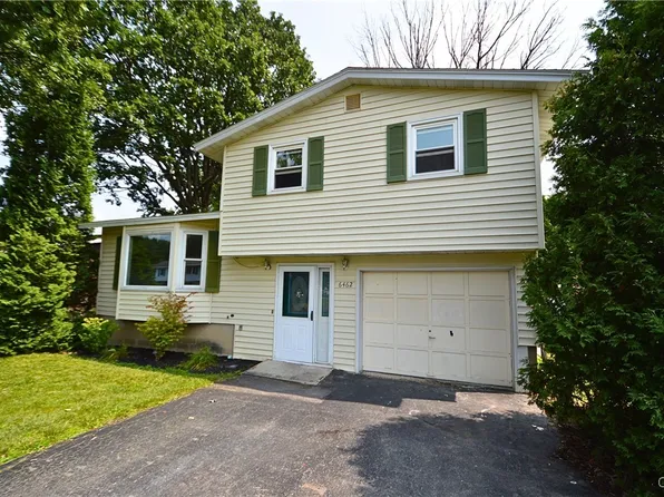 6462 Wembridge Dr, East Syracuse, NY 13057