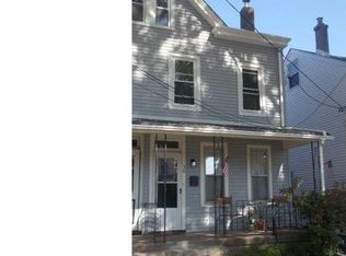 35 S Lafayette Ave, Morrisville, PA 19067