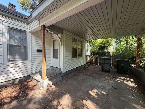 3rd image of 3676 Kearney Ave