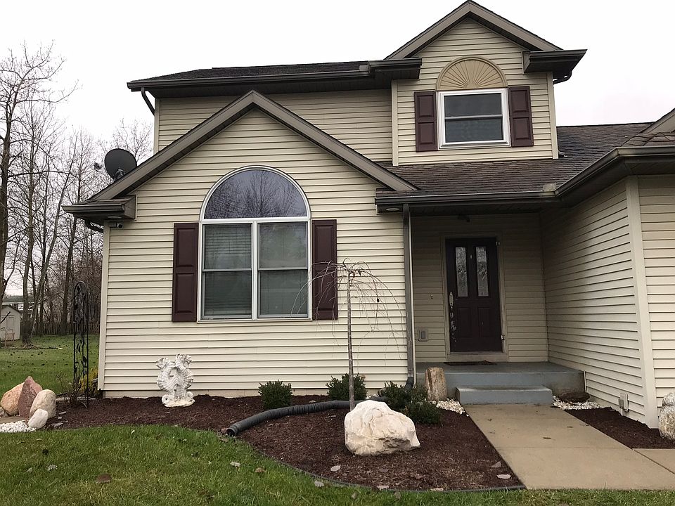 1st image of 53681 Woodvale Dr