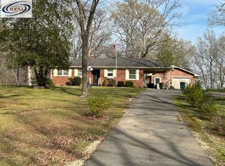 145 Butler School Rd, Bruceton, TN 38317