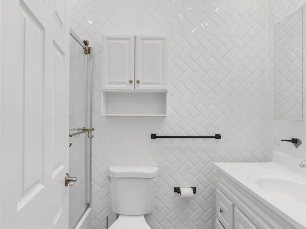 145 Bleecker Street image 30 of 39