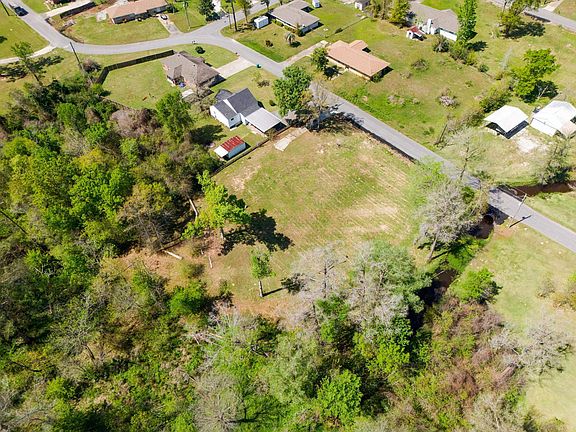 5th image of 1009 Green Rd