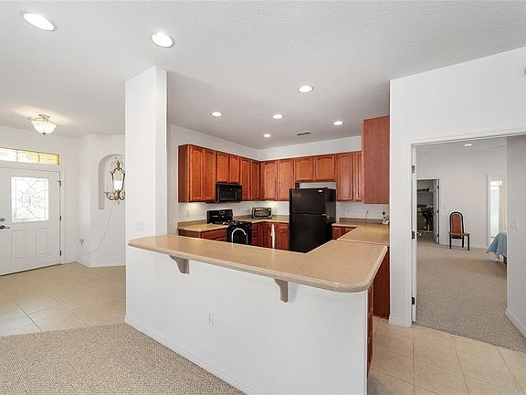 4th image of 8808 SW 83RD CIRCLE
