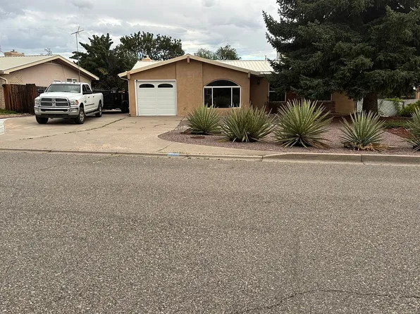 86 Ensenada Dr, Los Alamos, NM 87547