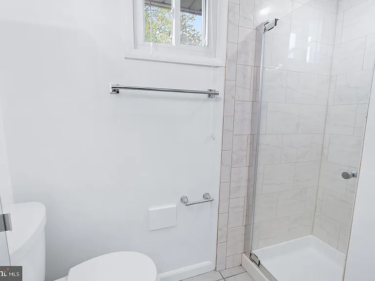 14236 Chadwick Ln — Photo 31