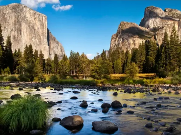 19010 Sean Patrick Ln, Groveland, CA 95321