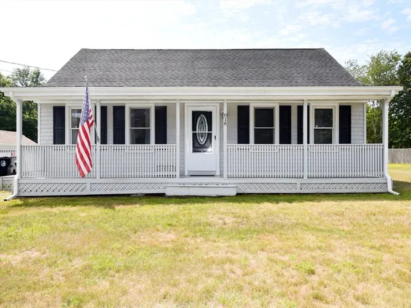 618 Auburn St, Whitman, MA 02382