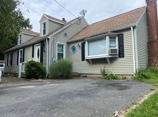 124 Point Grove Rd, Southwick, MA 01077